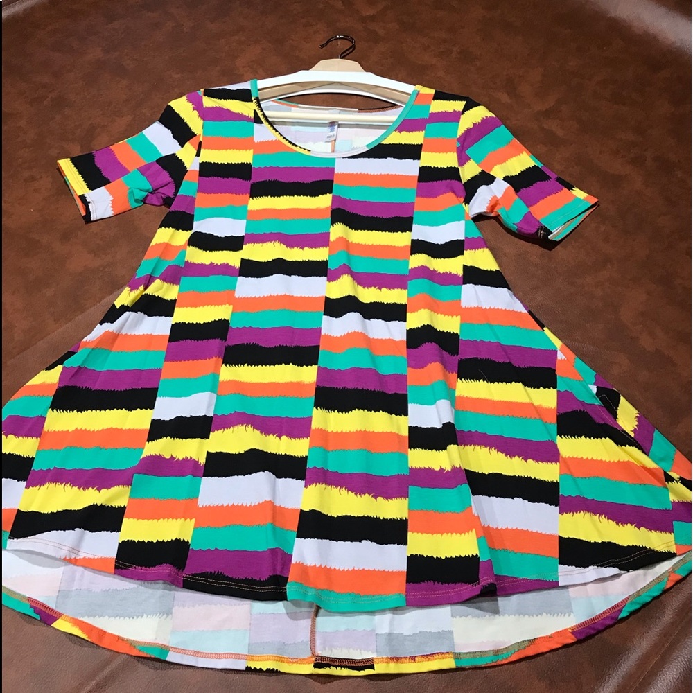 LuLaRoe Perfect T